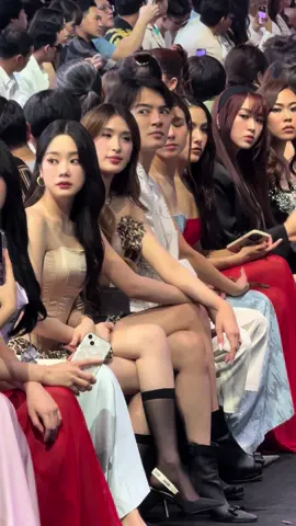 MIYA 💕IN ELLE FASHION WEEK 2024 🗓️11 OCT 2024📍 ICONSIAM  #มิย่าทองเจือ  #miyathongchua #ThongchuaFamily #EFW2024  #SeeYouAtTheTent #YouthEnergy