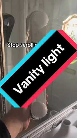 This 4 bulb LED vanity light is great and it saves you spending 💰💰 on a vanity mirror 💡🪞 #vanitymirror #vanitysetup #ledlight #vanitymakeup #vanitymakeup 