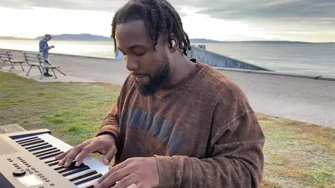 This freestlye was inspired by the view. I hope this brings peace to your life. #piano #music #liston #views #fyppppppppppppppppppppppp #fy 