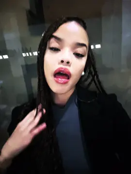 😏😏