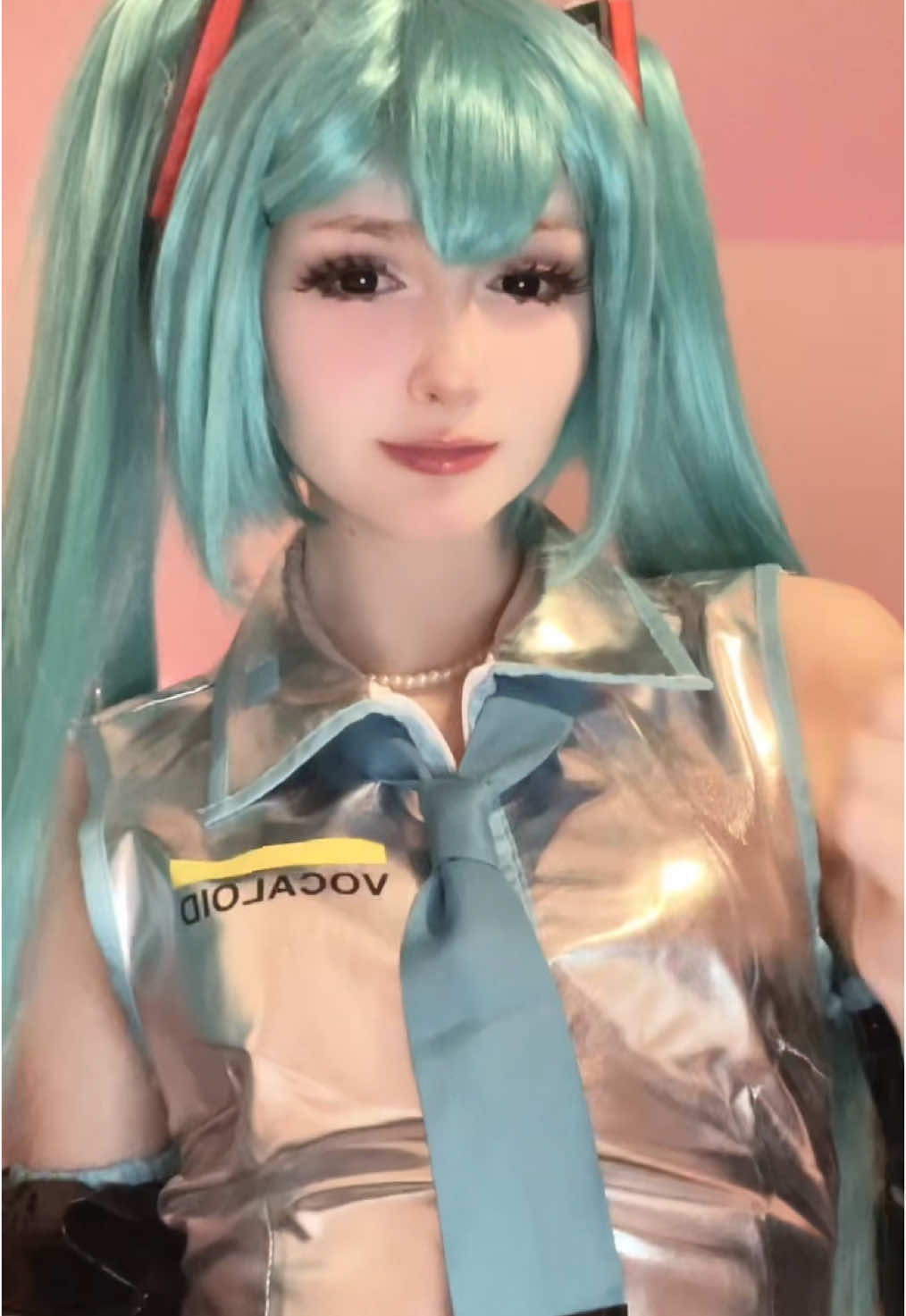 8hour shift tmrw☹️😭😭 #mikuhatsune #miku #mikucosplay #vocaloid #vocaloidcosplay #hatsunemiku #hatsunemikucosplay #pjsk #pjskcosplay 