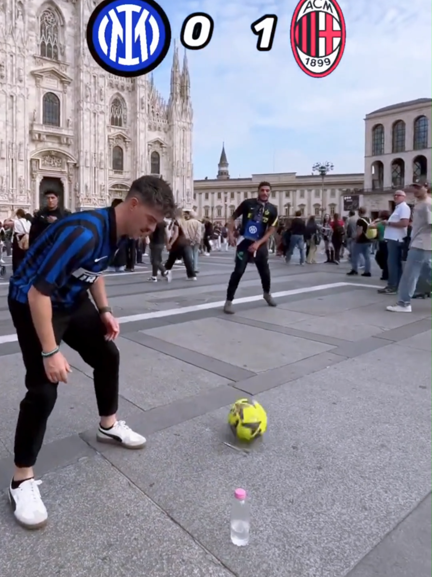 Ready to level up your football game? ⚽🔥 Check out these epic challenges and hacks! 💪 #Football#Streetfootball#FootballSkills#Footballchallenge#Soccer#footballtiktok