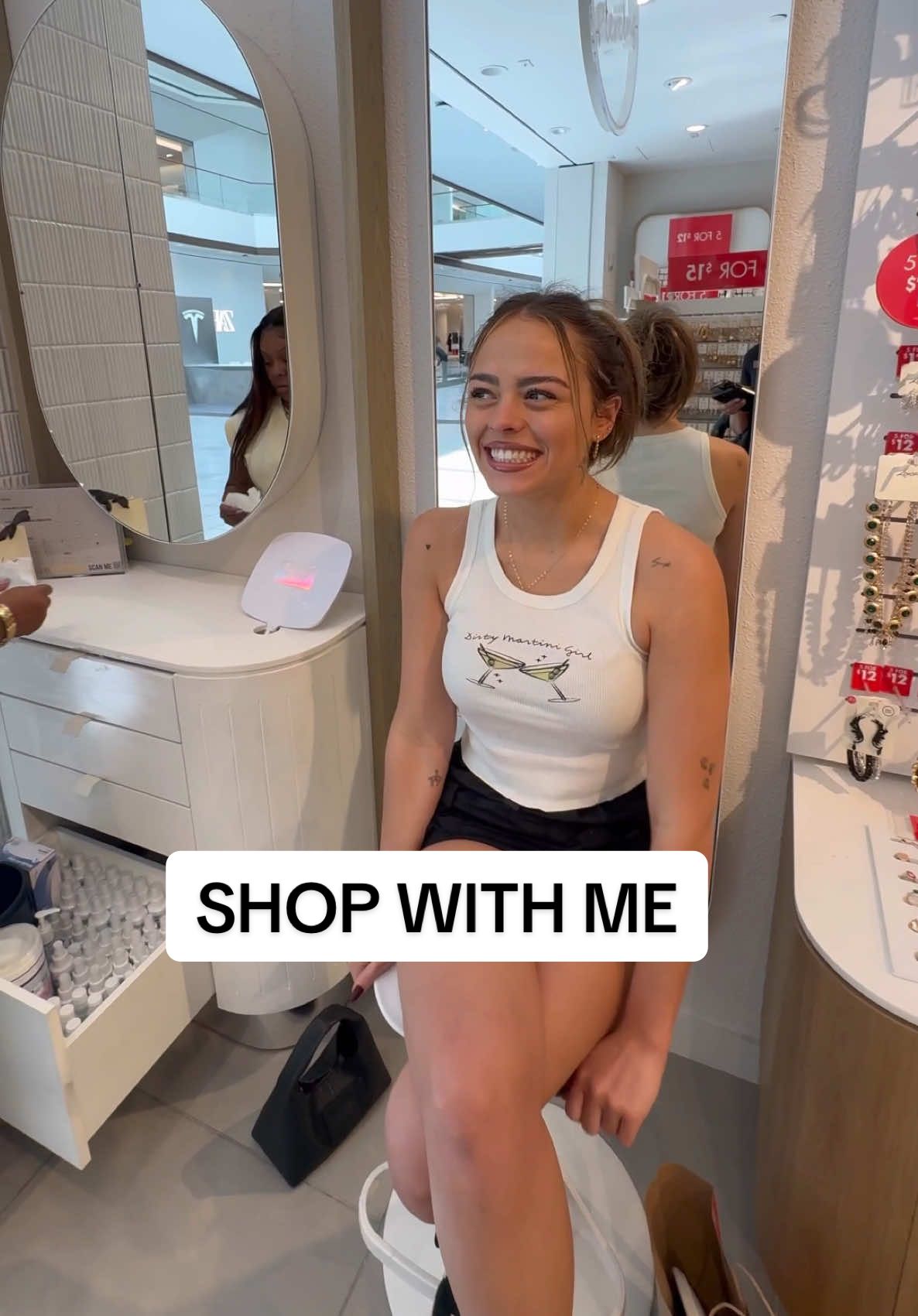 the most successful part if this vlog was cava😇 #shopping #shoppinghaul #shoppingaddict #shopwithme #Vlog #errands #dayinmylife #dayinthelife #bestfriend 