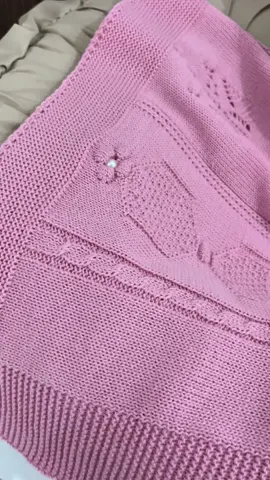 Mais um achado da SHOPEE  Manta de tricô para saida maternidade #saidamaternidade #mantadetrico #shopee #enxovaldebebe #enxoval #maternidade 