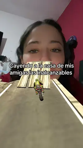 Soy la amiga de la calle rota))) #argentina🇦🇷 #humor #juego #amiga #inalcanzable