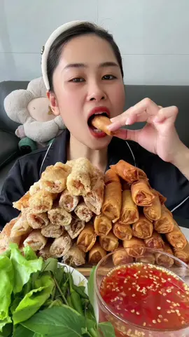 Chả giò chả ram nhà làm #dungthichan #xuhuong #mukbang #ancungtiktok #learnontiktok #homnayangi #asmr #chagio 