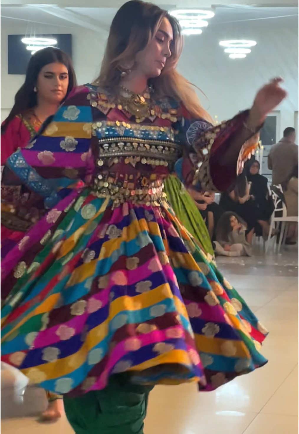 The beauty of attan 🇦🇫❤️ #attan #girlsattan #afghandance #afghangirl #afghan #afghanwomen #afghanwoman #afghani #attandance #traditionalattan #afghanbeauty #afghandress #afghaneyes #gandeafghani #pashto #pashtodance #pashtogirl #pashtun #pashtundance #pashtoattan #hazara #tajik 