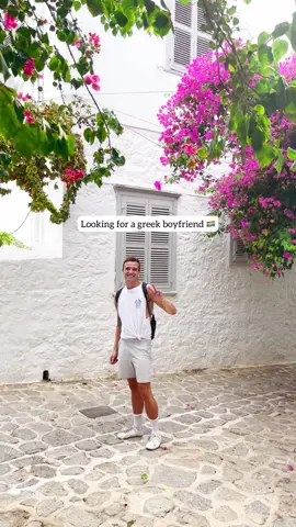 Every single time I visit greece I feel like I wanna move there so this is my official call out for a greek boyfriend, let’s fall in love and live out our fantasy romance on a greek island 🩷 Shot this little video on the stunning island of Hydra which would low-key be the perfect backdrop for a gay romance. Greek boys, slide in my DMs immediately 😮‍💨🇬🇷 #lgbt #gay #gaycouplegoals #lgbtq #greece @Visit Greece 🏳️‍🌈