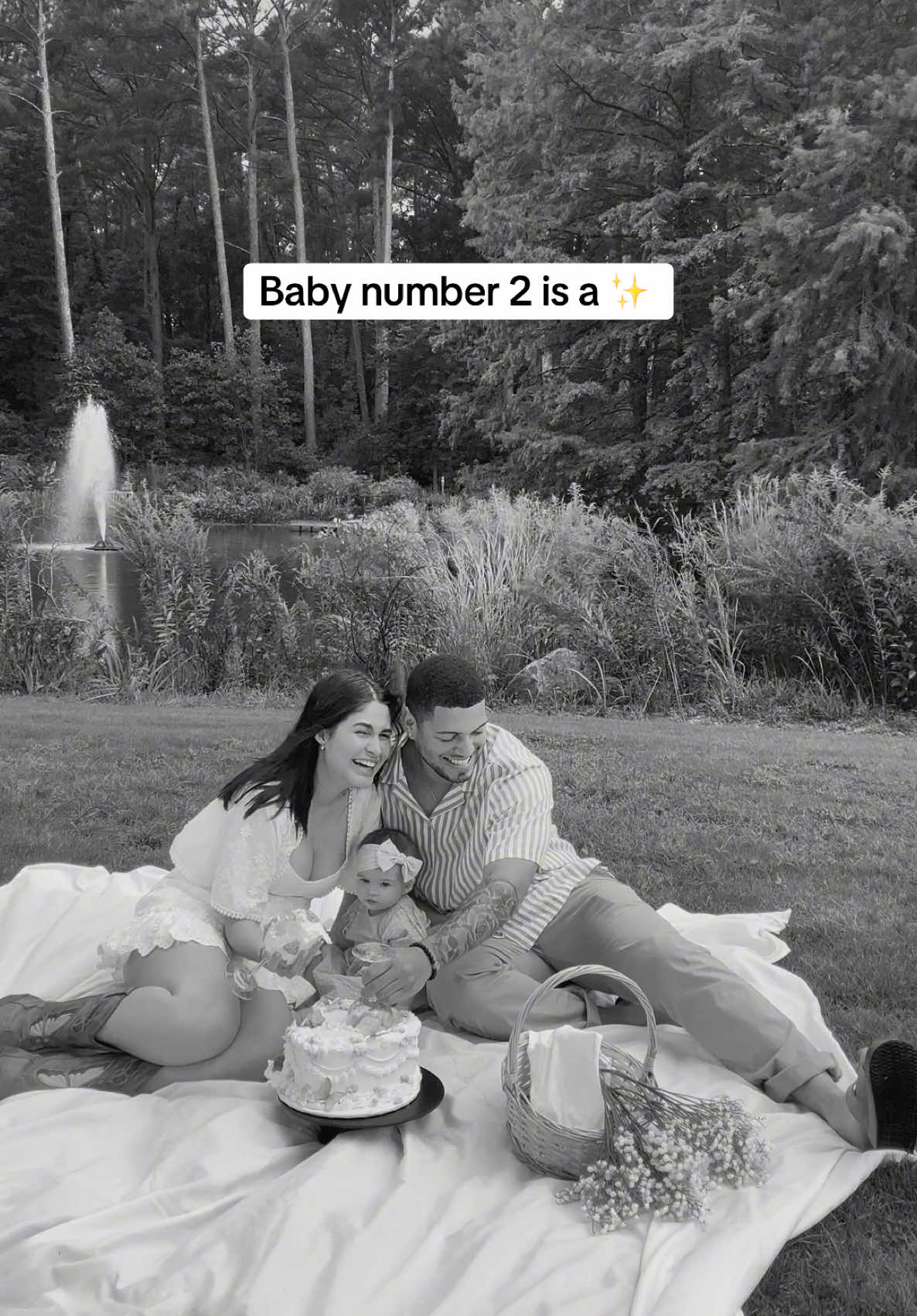 I still cry watching this video. This pregnacy has make me way more emotional for sure 🥹 hormones all over the place #genderreveal #pregnant #fyp #paratii #xyzbca 