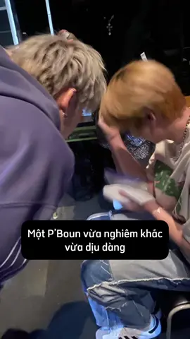 Mặc dù Boun luôn dịu dàng với Prem, nhưng cũng sẽ có lúc ảnh trở nên nghiêm túc và cứng rắn, chỉ bởi vì ảnh quá lo cho em 🥺💕 #BounPrem #BounPremisreal #Love #real #couple #together #forever #lgbt #boylove #thailand #tiktok #viral #xuhuong #marriage #Pride 