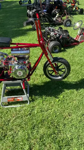 My Doodle Bug at @jmbrofficial Mini Bike Reunion today 🏁 #MiniBikeAddicts #DoodleBug #MiniBike #CandyRed #PocketBikeWheels #Chrome #Custom #JoesMiniBikeReunion #F&BRacing