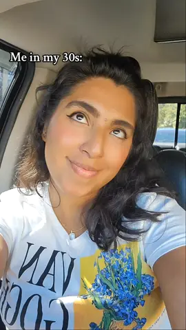 Honestly,  I've always known who I'am. I've just let unnecessary comments & opinions get into my head. Not anymore! What I've learned is the only think that matter is what God thinks about me & what my thinks about me lol. That's it. Lo demas me la pe... me pueden mirar de lejos y seguir con sus comentarios 🤭😌💖 #30sclub  #inmy30s  #birthdaymonth 