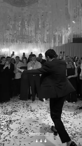 Alexandros Tsopozidis - пьяный грек 🥃