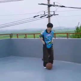 with ball part 2 #nctwish #yushi #teenage #basketball🏀 #shoot #juggling #CapCut 