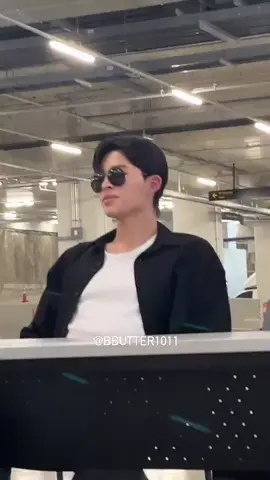 พ่อก็เท่ห์ Cr. on clip #BookExpo2024xPP #ppnaravit #ปอนด์ณราวิชญ์ #ปอนด์ภูวินทร์ #pondphuwin #เทรนด์วันนี้ #foryour #fyp #ฟีดเถอะขอร้อง #tiktokviral 