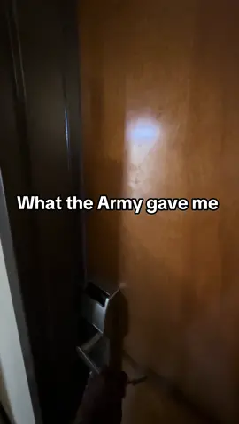 ✨Fort Bliss Barracks ✨ #barracksroom #barracks #militarylife #military #army #navy #airforce #marines #fortbliss #roomdecor #barrackslife #barrackslife #fortblissbarracks #elpaso #armybarracks #viral #fypage 