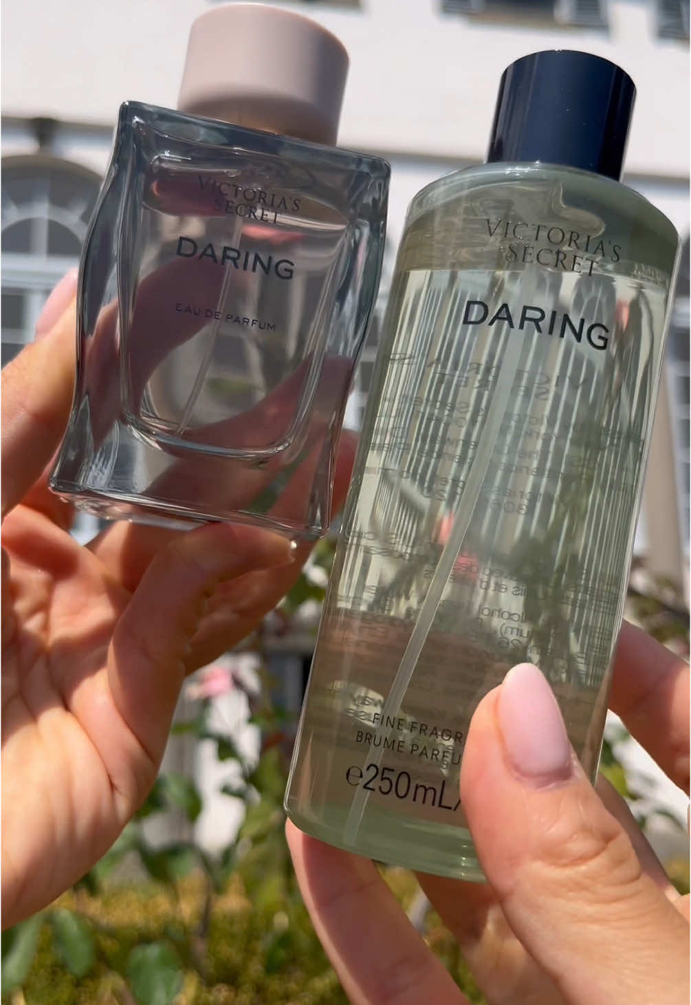 Un perfume tan inesperado, intenso y único.  Descubre Daring, el nuevo perfurne de Victoria's Secret. #VictoriasSecretSpain #fraganciamujer #perfumetiktok #perfumetok #perfumesparamujer #perfume 