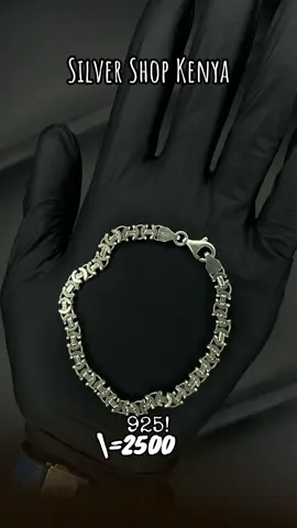 ORIGINAL 925 STERLING SILVER BRACELT 📥delivery done countrywide 0788169908 #silver #silverkenya #silvernairobi #silverjewelry #silvershopkenya #silvershopnairobi #925 #925sterlingsilver #925silver #925italysilver #silverbracelet #kenya #kenyantiktok🇰🇪 #nairobi #nairobitiktokers #cashmoneybracelet 