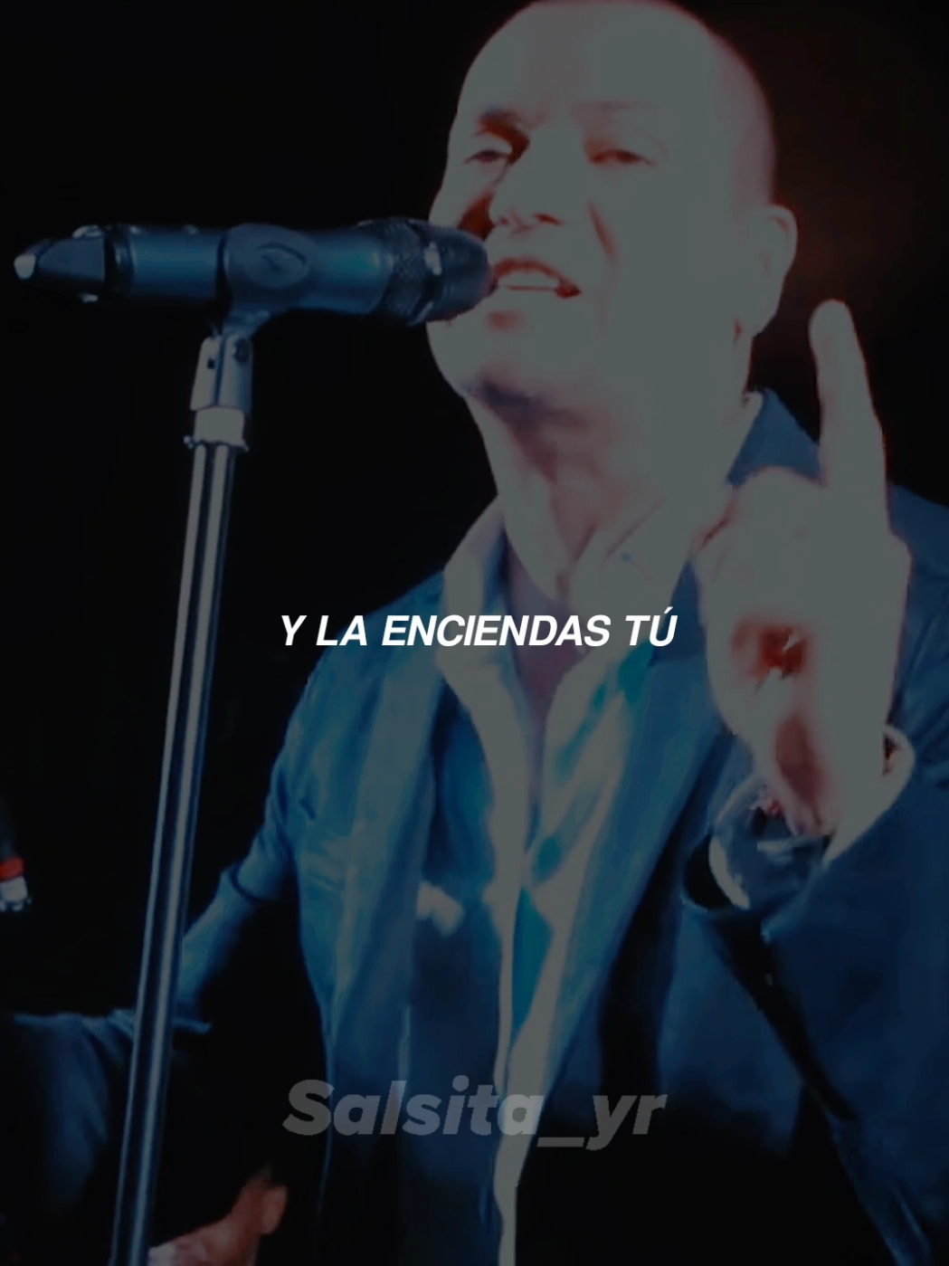 Si tú me besas #victormanuelle #salsita #salsa #salsabaul #salsaparadedicar #salsasensual #salsaromantica #salsaparaestados #salsadance #fyp #fypシ #paratii #peru 