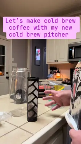 Love this leak proof coffee pitcher. #ColdBrew #CoffeeMaker #ColdBrewPitcher #ILoveCoffee #BestCoffeeMaker #LeakproofCoffeeMaker #CapCut 