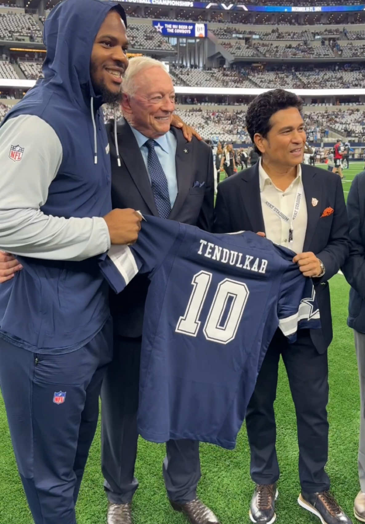 legends of the game ⭐️ #DallasCowboys #cricket #SachinTendulkar #NFL #MicahParsons #football 