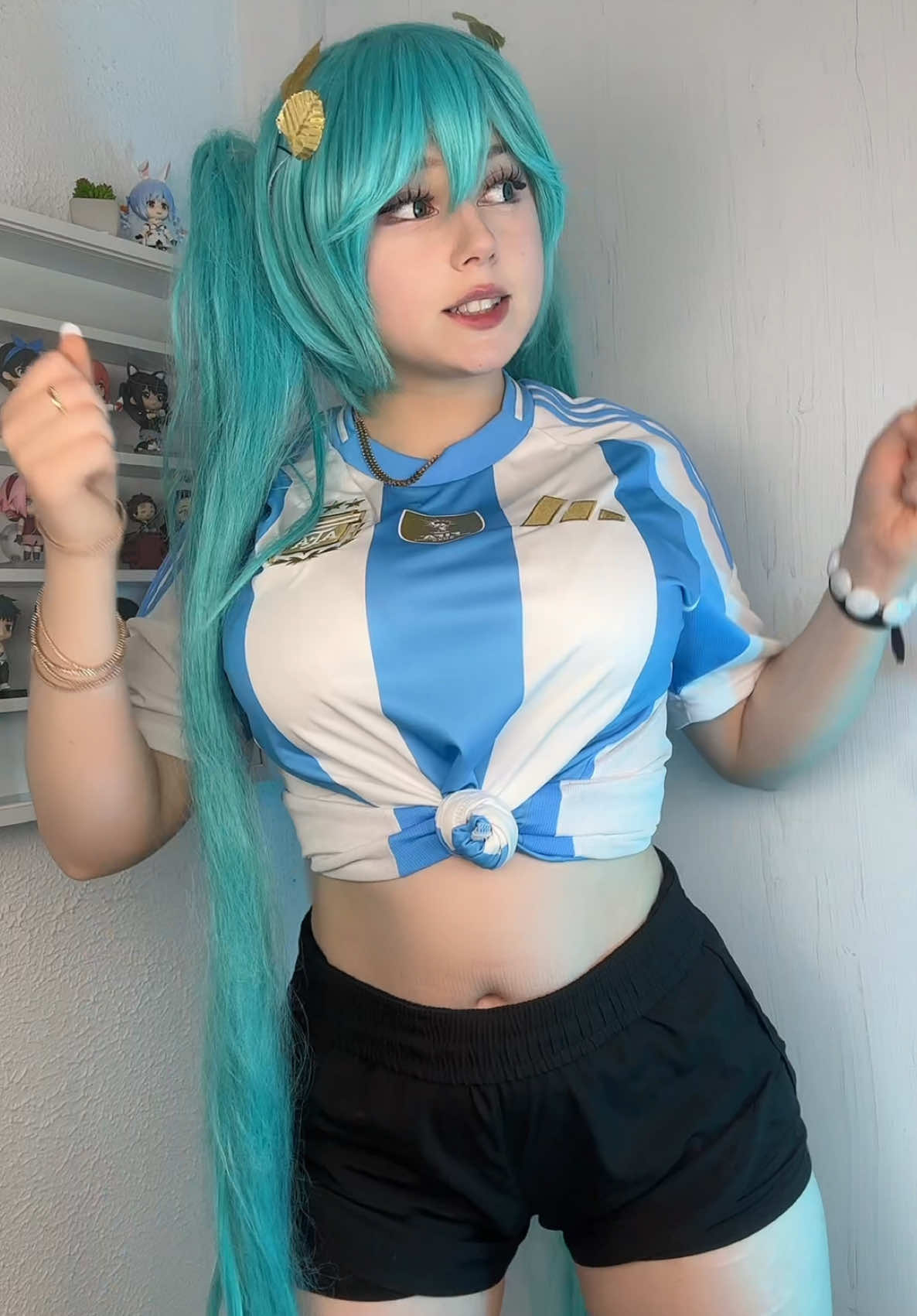 i still love this song 🥳 #hatsunemikucosplay #hatsunemiku #vocaloid #vocaloidcosplay 