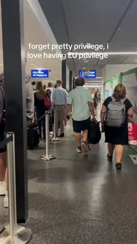 love it #fyp #trendy #viral #relatable #europe #passport  #airport 