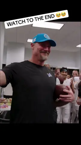 Jared Goff gave his game ball to Dan Campbell 🥹 Sports 🥹 #nfl #football #detroitlions #jaredgoff #dancampbell #nflsunday