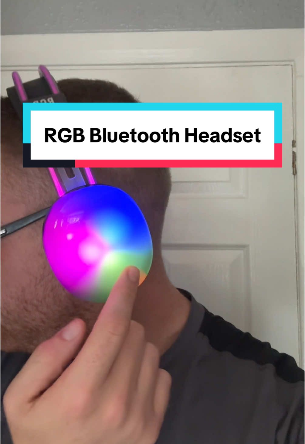 Raindow RGB Bluetooth Headset #Headset #Headsetbluetooth #RGB #Rgblights #Fyp #Foryou #Watsview #TikTokMadeMeBuylt #TikTokShop 