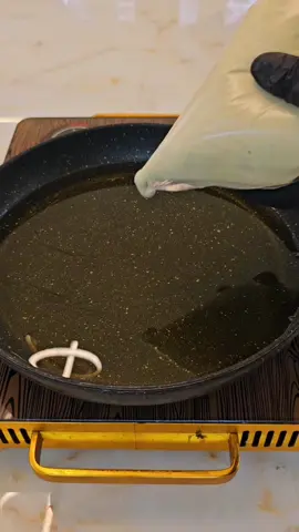 معقول بشوية دقيق وحبة مية نعمل الكمية دى كلها والجمال دة كله العيال هايصين والله 😅مش مصدقين ان عملتها كدة😅😋🥰 #مع_هيام_محمود  #المشبك  #اكسبلور 