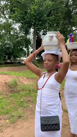 #ughegbeigho #urukpeogbanje #ogbanje🧜🧜💄👑 #waterchild🥰❤️ #herancestorschild #exchristian #herancestorspride #govira #uhrobototheworld 