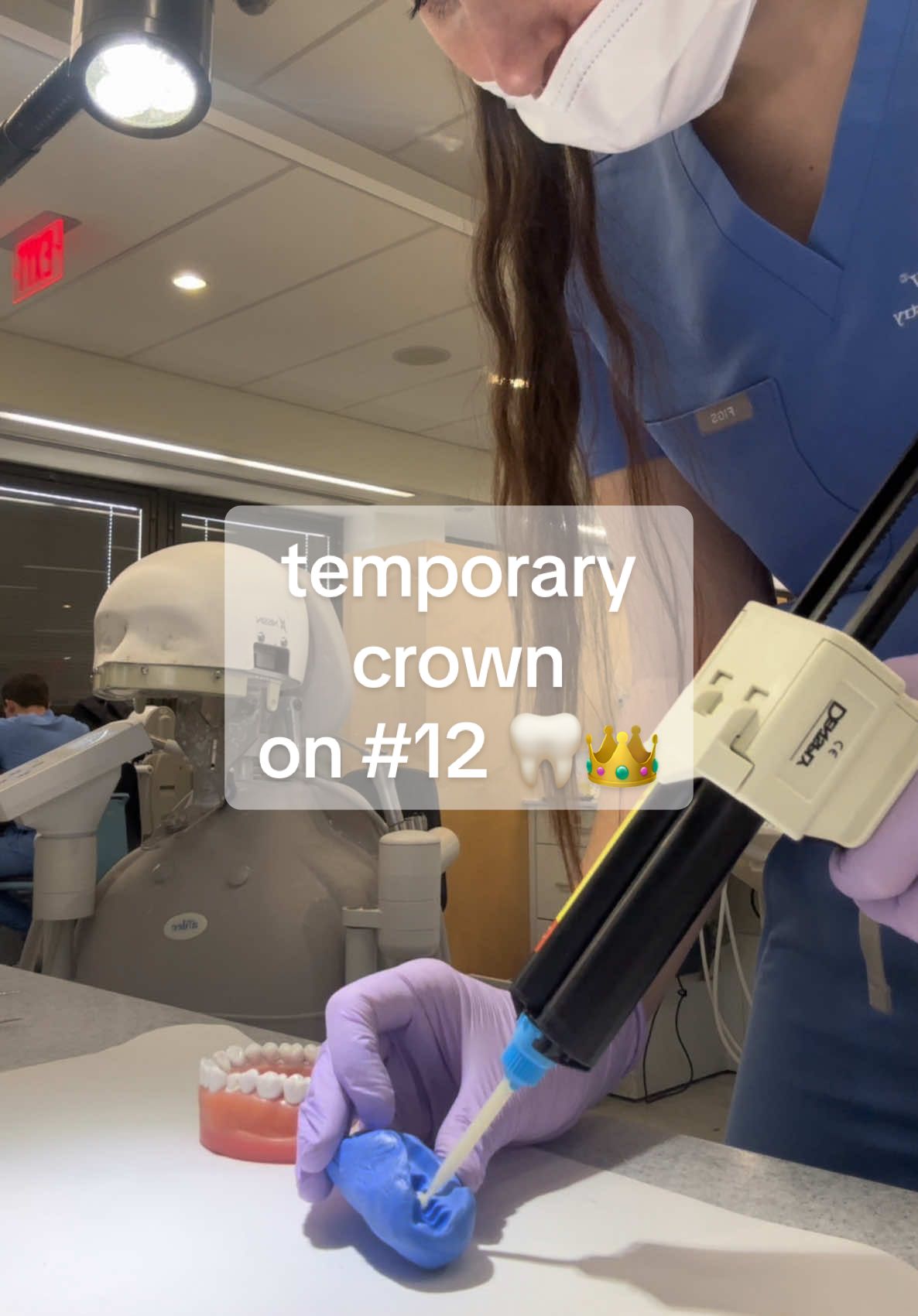 Making a temp crown for a tooth prep on 12!🦷👑   #dentalstudent #dentalschool #dentist #gradschool #dentallab #predental #prehealth #doctor #dentaltok #studentlife #backtoschool #toothwaxup #healthcare #dentalassistant #templeuniversity #dentalschoolproblems #worklifebalance #fashion #healthcarefashion #wearfigs #hokashoes #templedental #kornbergdentistry #preclinic #compositerestoration #dentaltypodont #alginateimpression #dentalimpression #bunsenburner #removableretainer #dentaldam #flossing #rubberdam #dentures #removabledenture #curinglight #removableprosthetics 