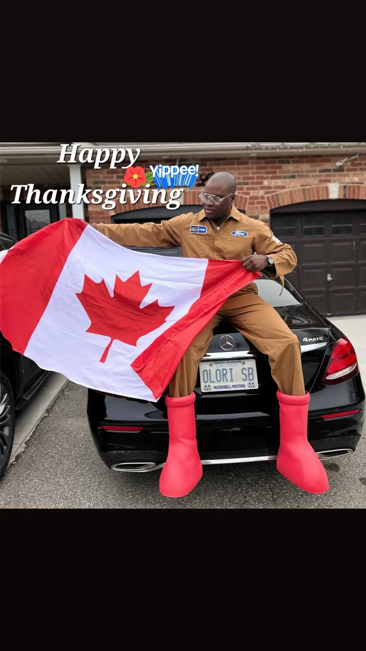 Happy Thanksgiving Day.. If u love Canada, kindly drop ur Favorite Emoji’s 🇨🇦🇨🇦😘😘