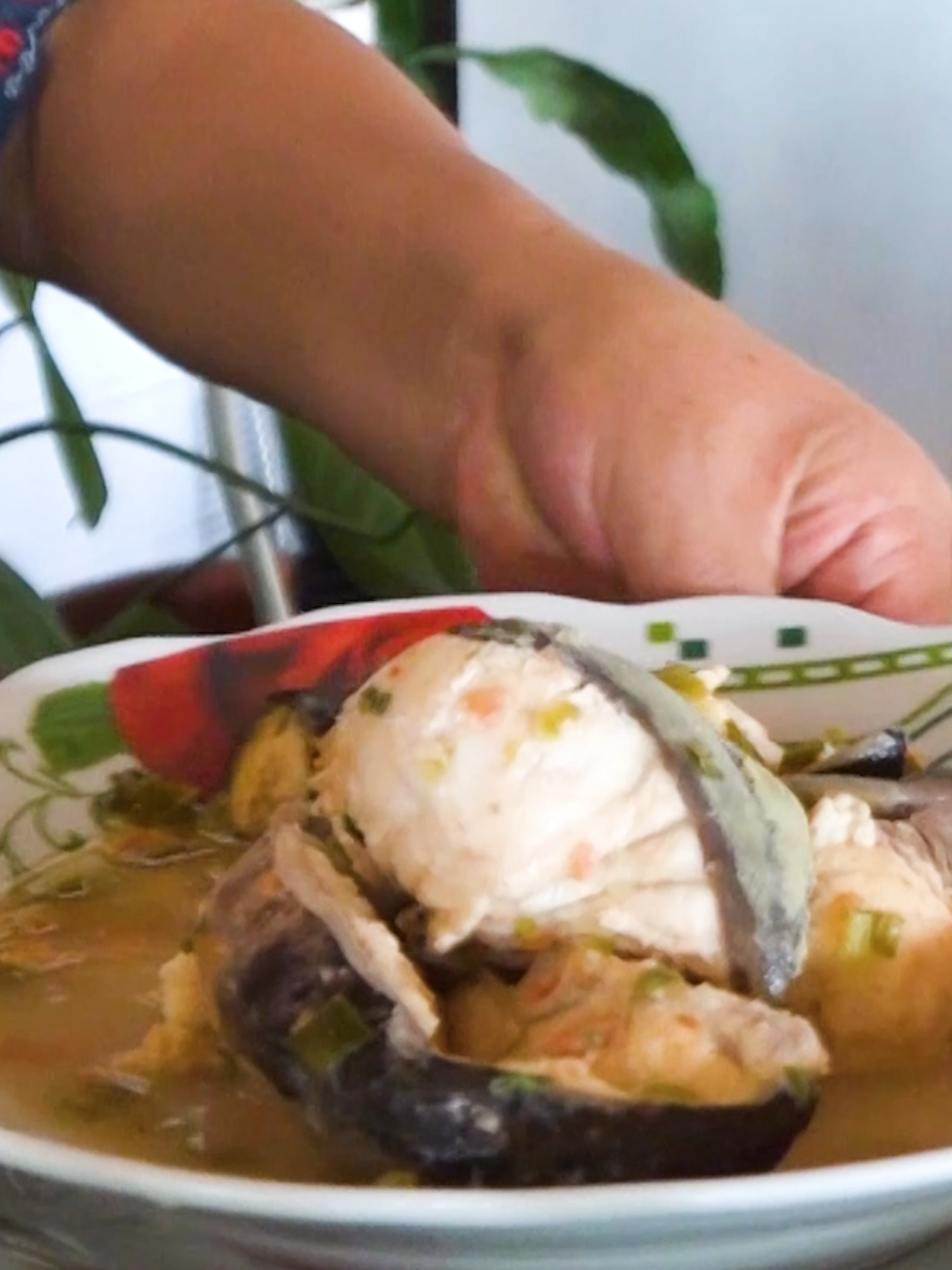 PESCADO A LA TACUARA uno de los platos representativos de RURRENABAQUE que pudimos degustar en el restaurant 