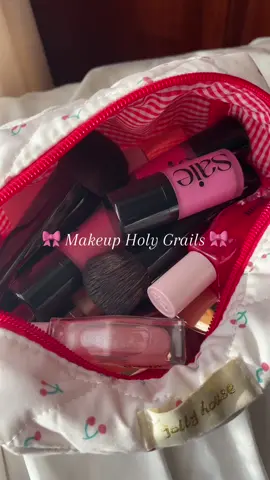 My favorites 💋@Saie @Hourglass Cosmetics @Charlotte Tilbury @Gisou #cleangirlmakeup #hourglass #girlythings #makeupcollection #makeupgirl #makeupfavorites #sephorafinds #glowingskin #glowymakeup #makeuptutorial #makeuphacks #saiebeauty #hourglass #makeuptips #grwmroutine #grwmmakeup #grwm #fypシ 