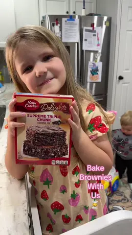 Its easy to get caught up in your day to day routine, but make time to bake with your kids! boys or girls! Its always so much fun! #baking #creatorsearchinsights #bakingtiktok #kidsoftiktok #kids #brownies #mommyandme #cooking 