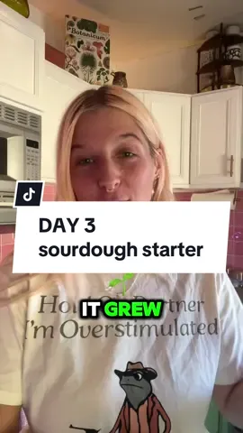PLEASE GIVE HER A NAME! #sourdough #sourdoughbread #sourdoughstarter 