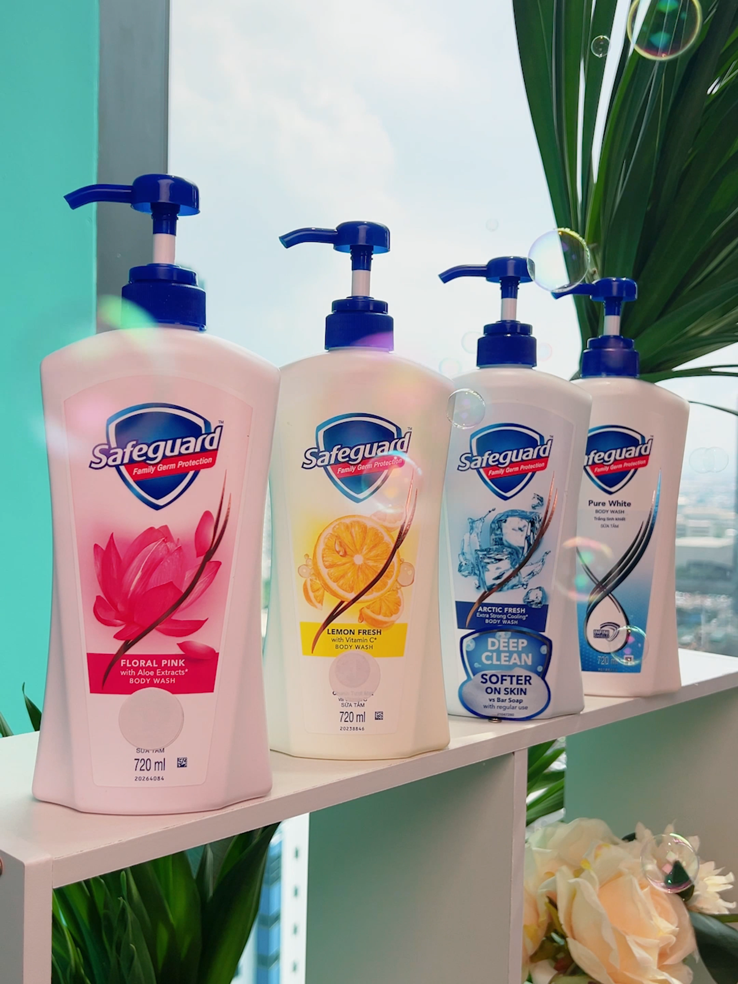 Hindi enough ang pabango lang! Make sure to choose a body wash that melts into your skin, leaving it soft and refreshed! 🧼 Choose Safeguard!! TAP THE YELLOW BASKET TO CHECK OUT! 🛒🫧 #SafeguardPH