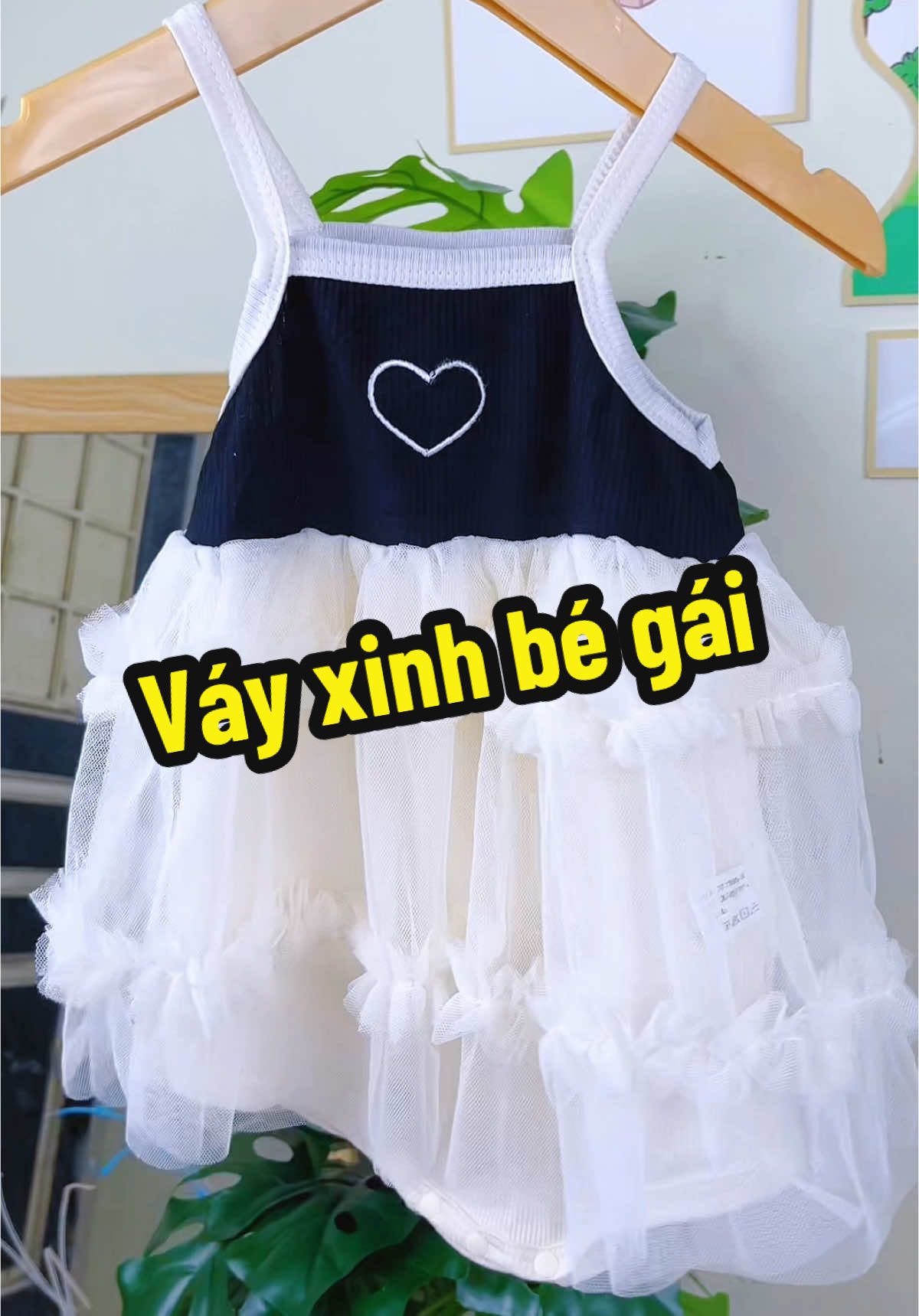 Váy xinh yêu điệu cho bé gái mặc hè #mebimhiendai #thoitrangtreem #mevabe #quanaotreem #vayxinhchobe #vayxinhbegai 