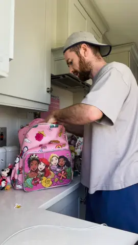 💪 Parenting isn’t easy, but every day is an adventure! From the early morning wake-ups ⏰ to the never-ending juggle 🎡 between work, school runs 🚗, and keeping the little ones entertained 🧸—parents are superheroes without capes! 👩‍👧‍👦 🙌 Whether it’s the morning chaos or evening wind-down 🌙, you can find tips on gov.ie/SupportingParents to help you feel supported and empowered at every step of the way. 👉 Check out the Supporting Parents Page at gov.ie/supportingparents for advice and tips, from people who get it. Let’s make parenting a bit easier, together! 💬 #ParentLife #EveryDayHustle #ParentingWins #SupportForParents #ad 