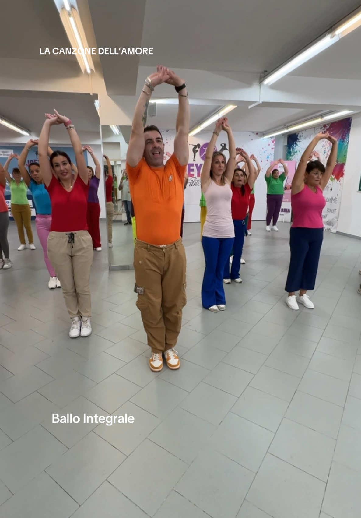 La canzone dell’amore @CasaMezzoKg Ballo Joey&Rina #joeyerina #joeydistefano #socialdance #hitadaballare #canzonedellamore