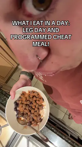 Nothing beats a homemade meal #whatieatinaday #bodybuikder #bodybuilder #cheatmeal #bodybuilding 