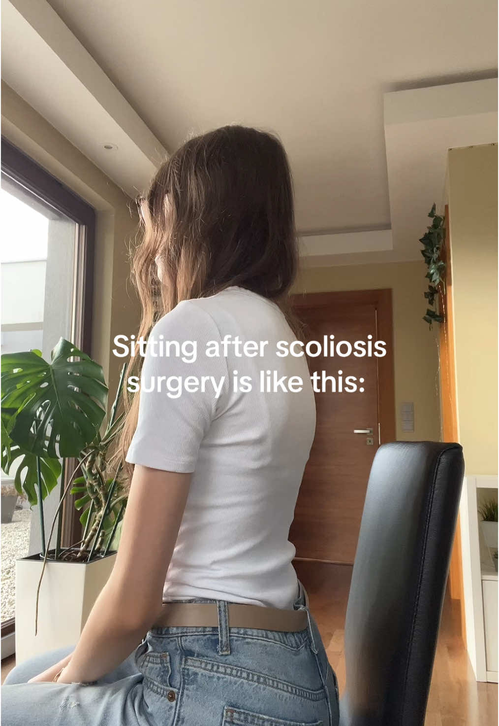 It is soooo weird and most of the time uncomfortable🫤 #scoliosis #scoliosischeck #scoliosissurgery #spinalfusion #spinalfusionrecovery #spinehealth #scoliosisbrace #skolioza #operacjanaskolioze #operacjaskoliozy #gorsetortopedyczyny 