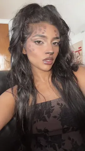 #fyp #makeup #beauty #leapord #leapordprint #hey_its_navya #fypシ゚viral 