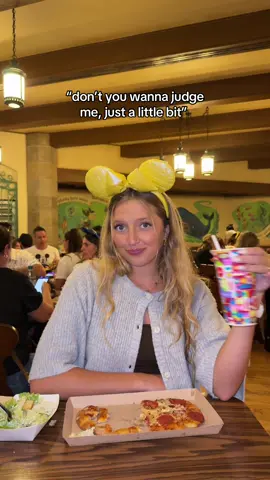 quick service locations are yummy especially w coke zero  🤭🤍  @Greta Wilson  @Disney Parks @Disney  #disney #disneyparks #disneyfood #disneygirls 
