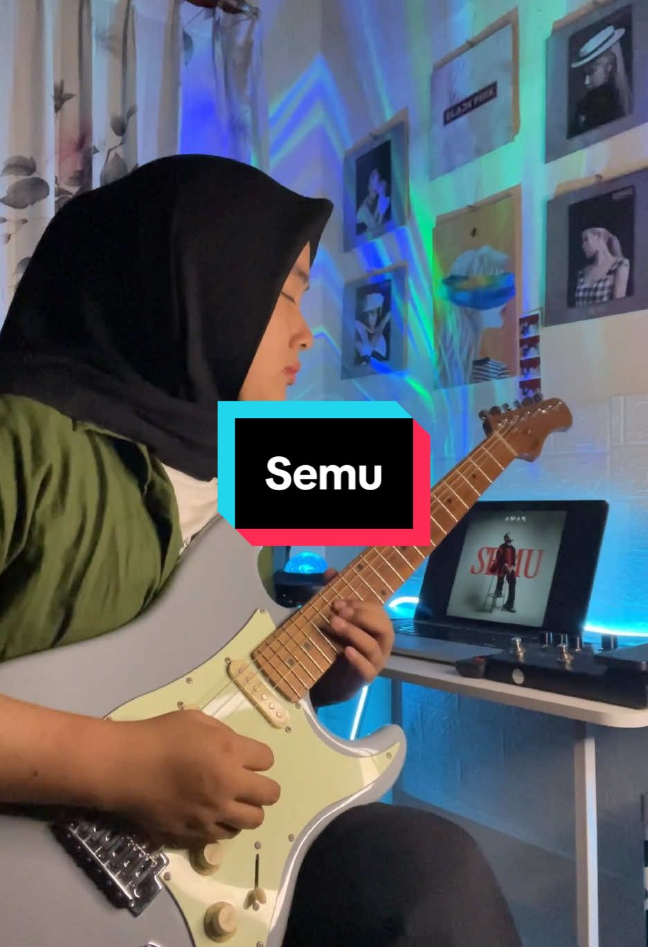 Lagi jatuh cinta sama lagu ini 🫶🏻  Guitar @SQOE Guitar SEST600 Pedal @Valeton Indonesia GP-100 Cable Jack @IVU Creator Indonesia  Original Song : Semu @AMAN 🙌🏻 #sqoeguitar #sqoe #valeton #valetongp100 #ivucreator #aman #semu #gitar #gitarcover #gitaris 