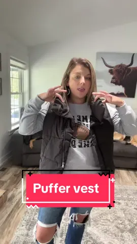 Keeps you warm but still stylish! #puffervest #vest #comfy #warm #puffit @PUFFIT.USA @PUFFITofficial @PUFFIT.CHIC #falldealsforyou #fallfashion #fallvibes #falloutfits 