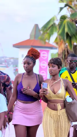 Let me take you back to tidal rave 😍🔥❤️❤️ @tidalravefestival  . . #onthisday #explore #timewithbrown #madeinghana #yzxcba #viral #abcxyz #publicinterview #blessed #xyzbca #wxyz #cost 