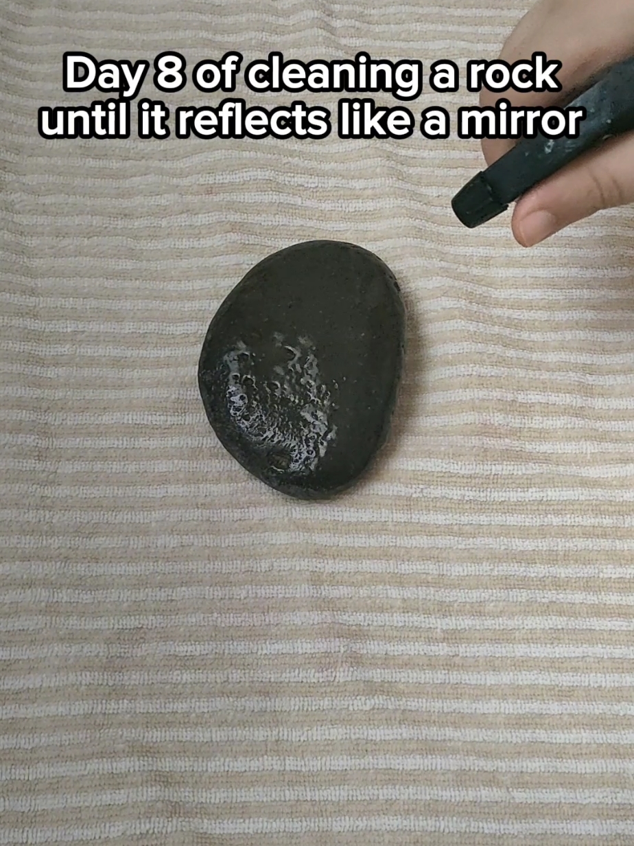 No way 💀 again? 😭 #clean #cleaning #mirror #rock #fyp 