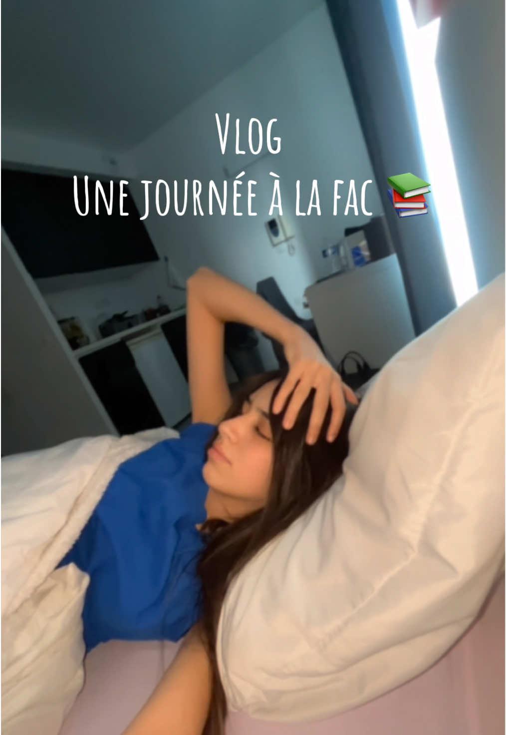 Mon snap : asmaa.t2k  #Vlog #etudiant #university #fac #paris 